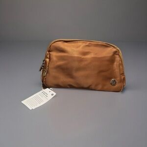 New Lululemon Everywhere Belt Bag Color: Burnt Caramel/Size 2L (Large) Lululemon
